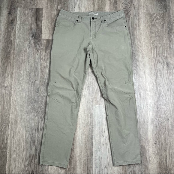 ARC'TERYX Levon Pants Men’s 36x32 Green Performance DWR Stretch Outdoors Hiking - Picture 1 of 10